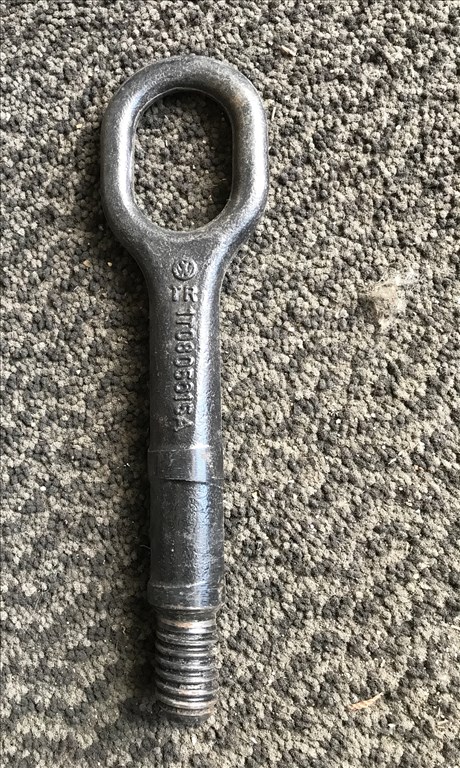 VW GOLF V_LEON 1P_OCTAVIA II - vonószem 1t0805615a 2. kép