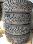  4x100 lyukosztású 15" használt lemezfelni, rajta 185/65 használt Nokian téli gumi .