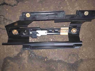 Opel Frontera B Jobb Hátsó Biztonsági Öv Magasság Állító