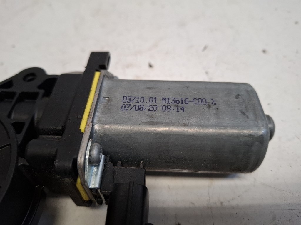Dacia Sandero (B52) jobb elsõ ablakemelõ motor M13616C00 3. kép