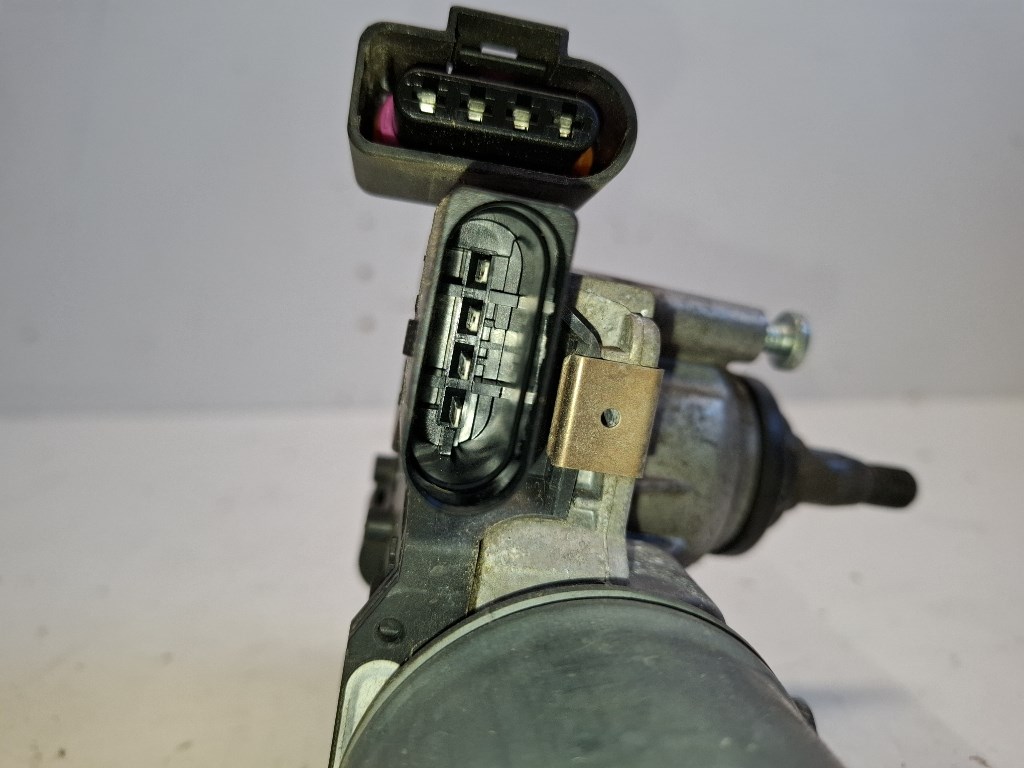 Ford Focus bal elsõ ablaktörlõ motor BM5117504AJ 0390248108 4. kép