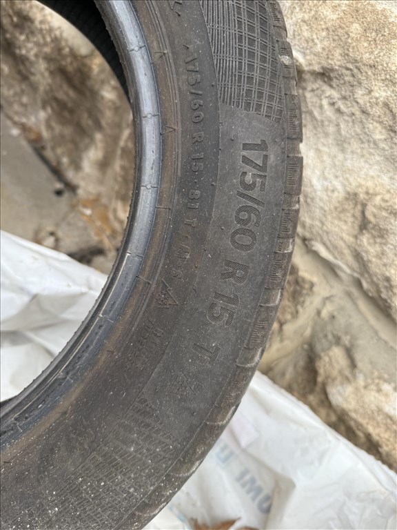 175/60 R15 Continental TS860P 1db téli 175/6015" használt Continental téli gumi gumi 4. kép