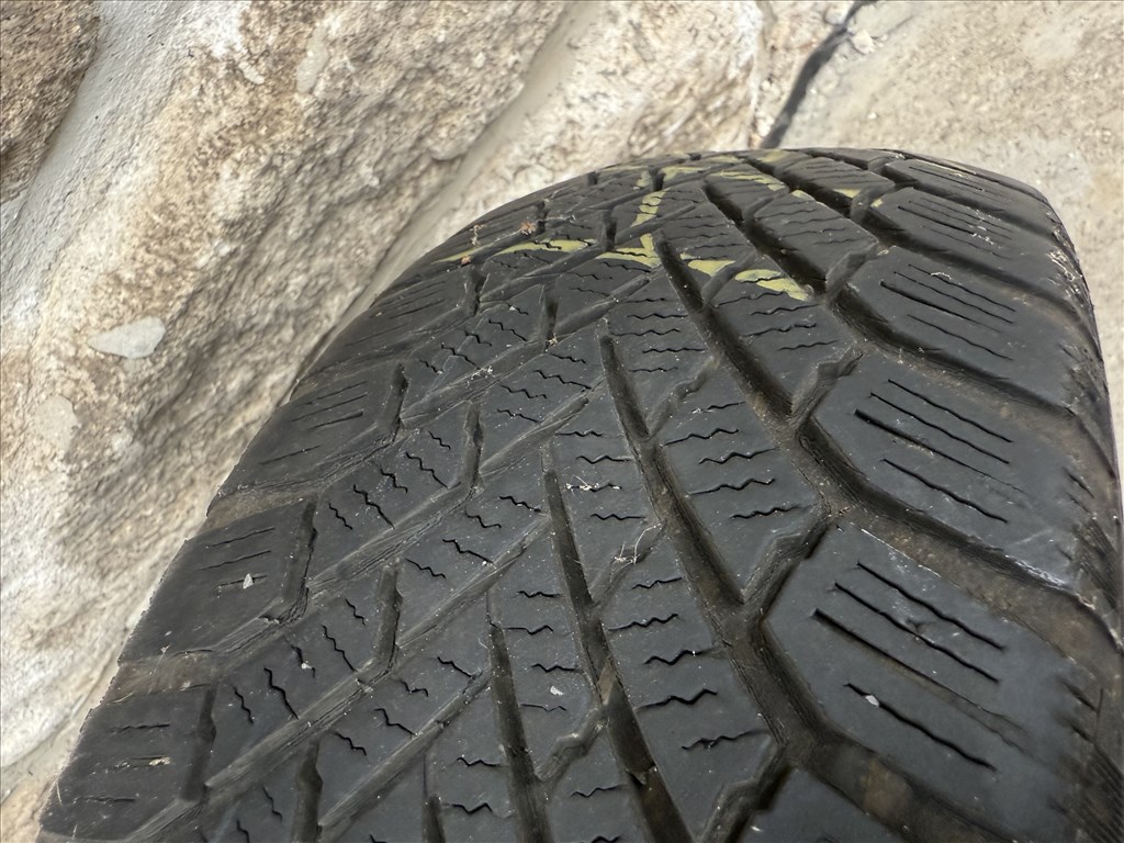 175/60 R15 Continental TS860P 1db téli 175/6015" használt Continental téli gumi gumi 8. kép