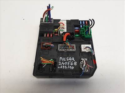Nissan Pulsar (C13) biztosítéktábla motortér 284B73ZL0A