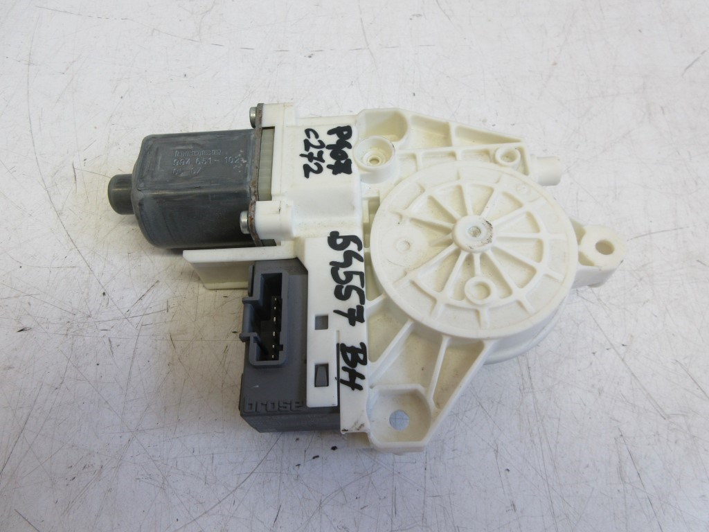 Peugeot 407 bal hátsó ablakemelõ motor 0130822201 2. kép