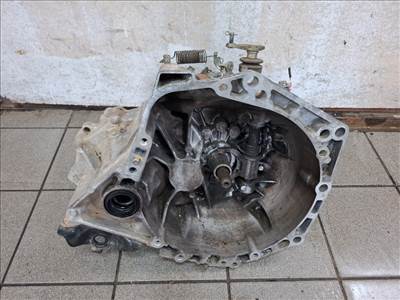 Toyota Aygo (AB10) váltó