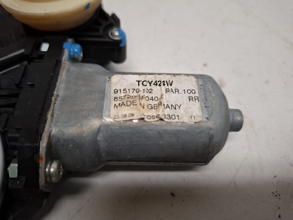 Toyota Verso bal hátsó ablakemelõ motor 857200F040 3. kép