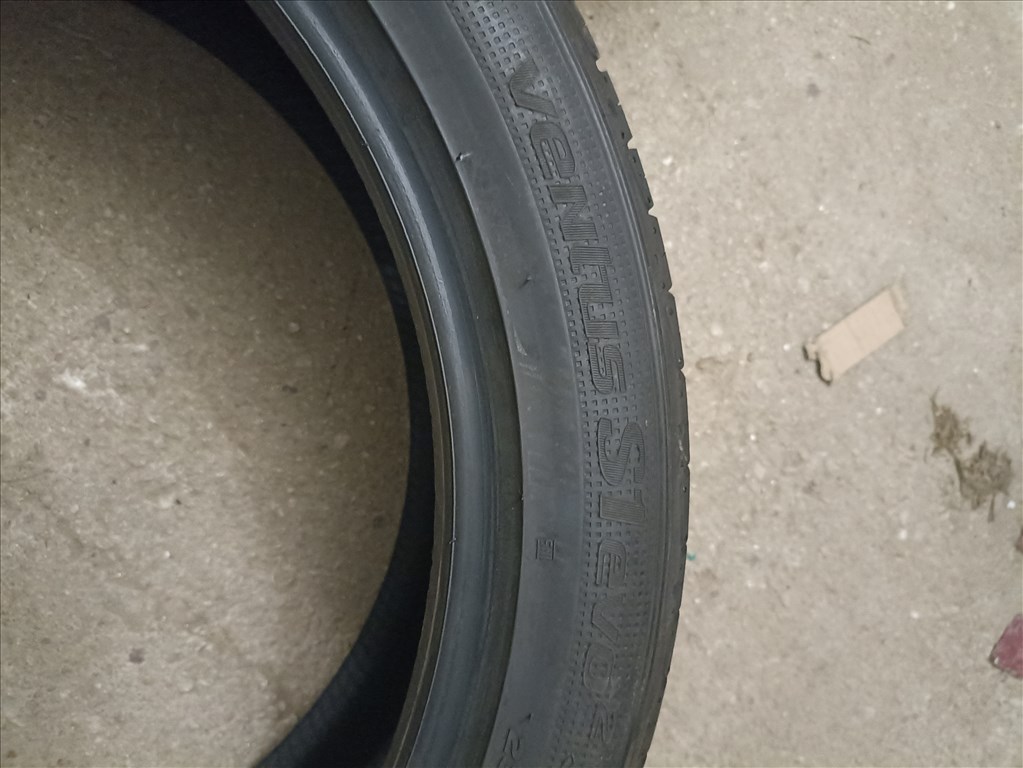  235/4520" újszerű Hankook nyári gumi gumi 8. kép