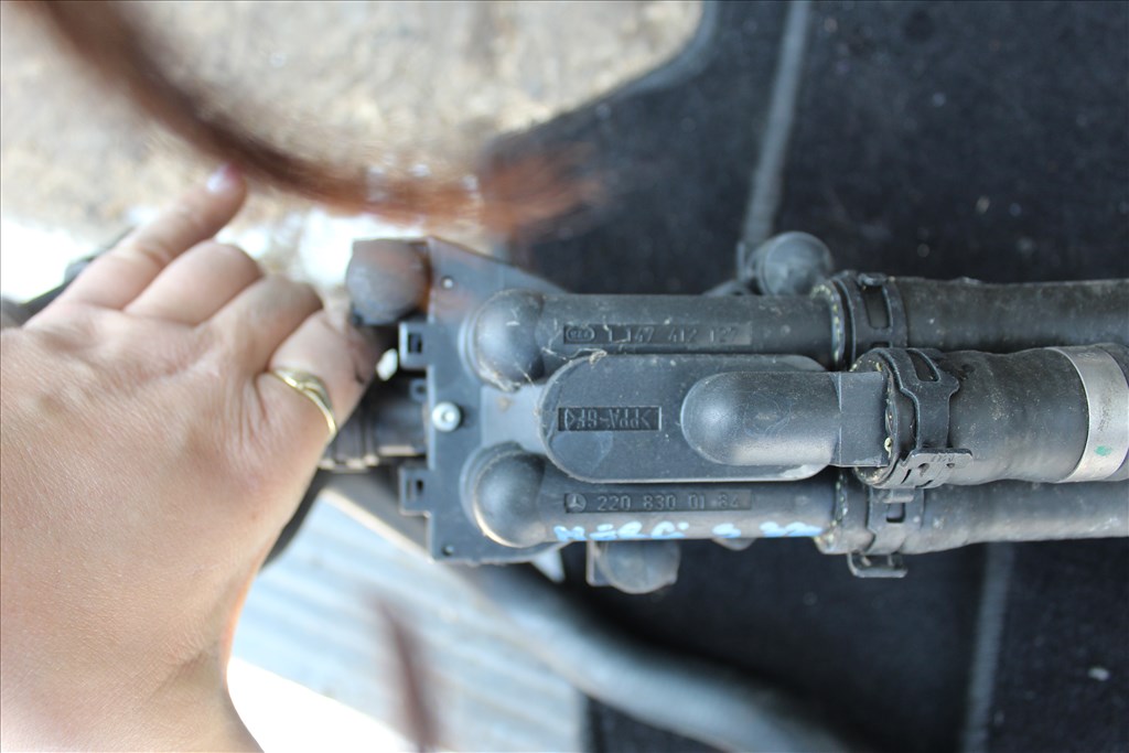 Mercedes S 320 W220, W215 Fűtéscsap  0392020066 3. kép