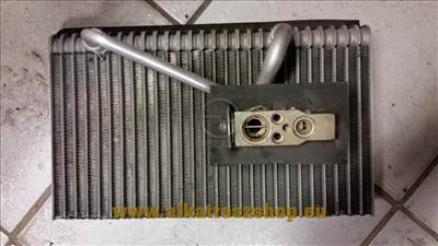 Opel Klímaradiátor Vectra B.