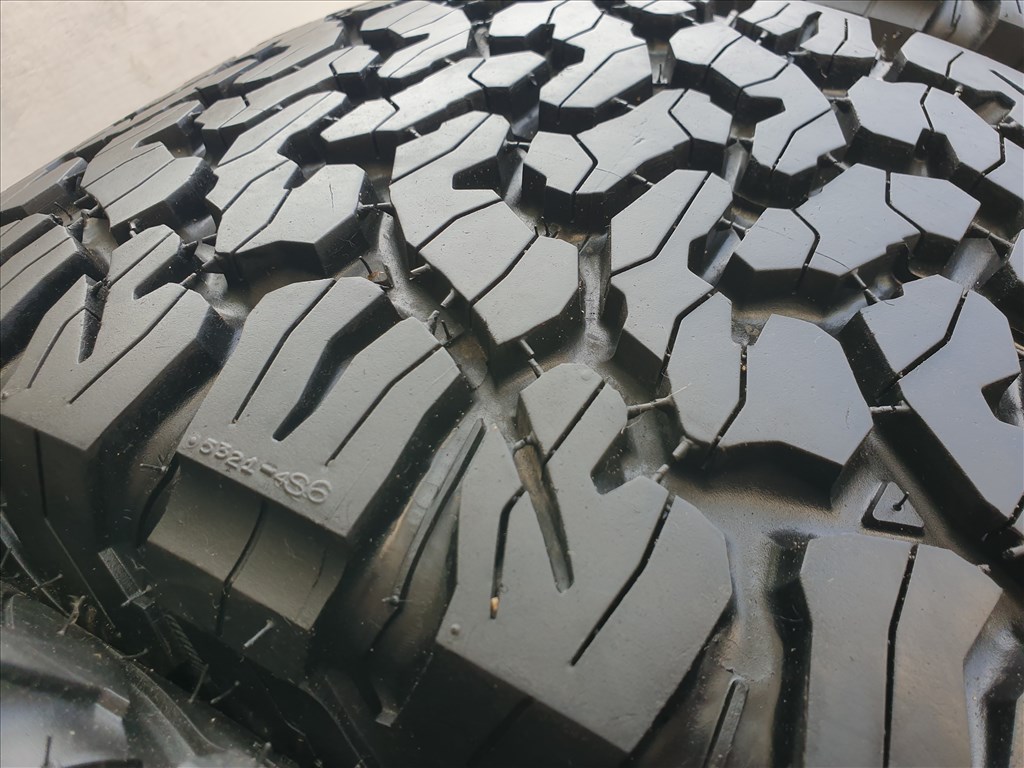  255/55 18 BF Goodrich All-Terrain T/A 5. kép