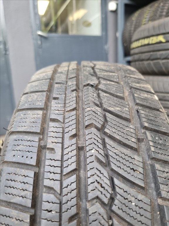  185/6515" újszerű Fortune Snowfun FSR-901 téli gumi 2db  4. kép