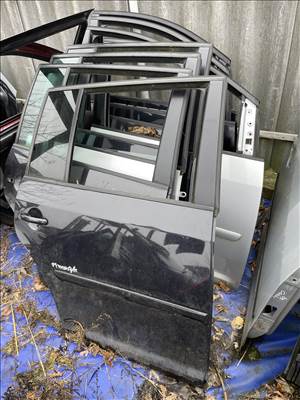 Volkswagen Touran I VW Touran jobb első, jobb hátsó ajtó