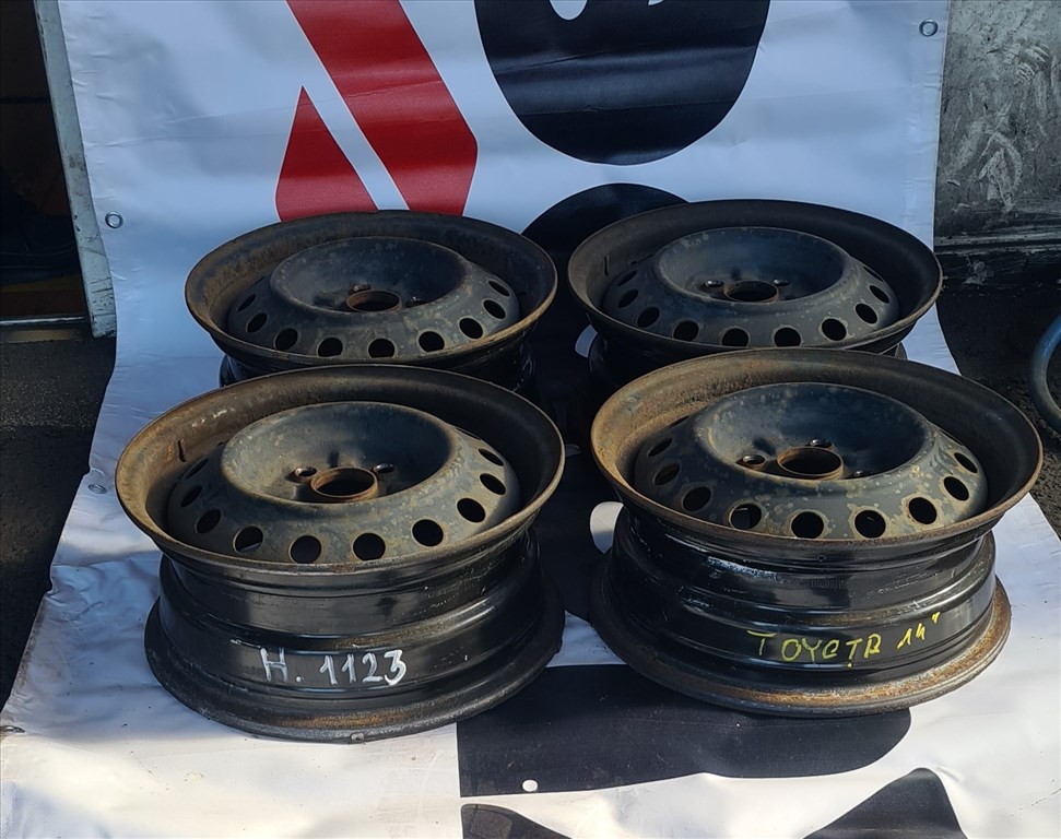  4x100 lyukosztású 5,5J 14" használt (gyári felni) lemezfelni 1. kép