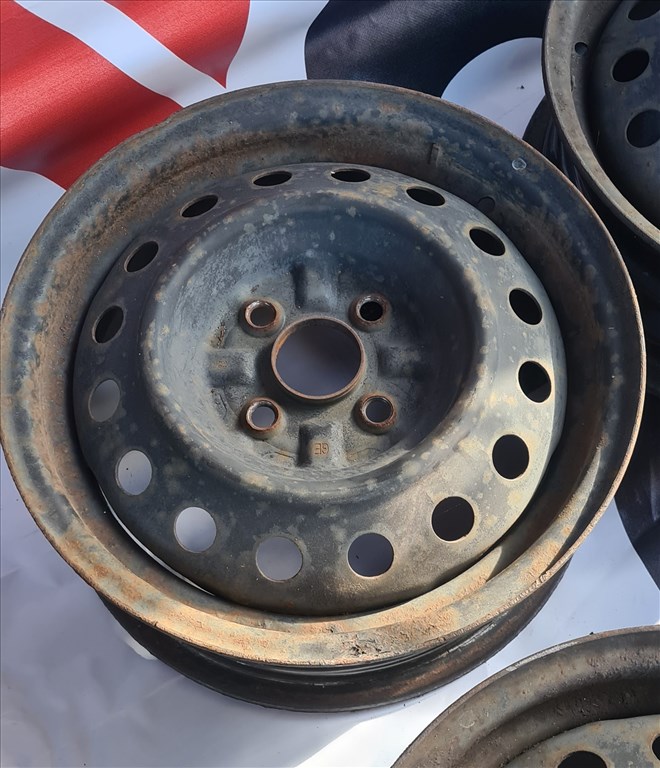  4x100 lyukosztású 5,5J 14" használt (gyári felni) lemezfelni 3. kép