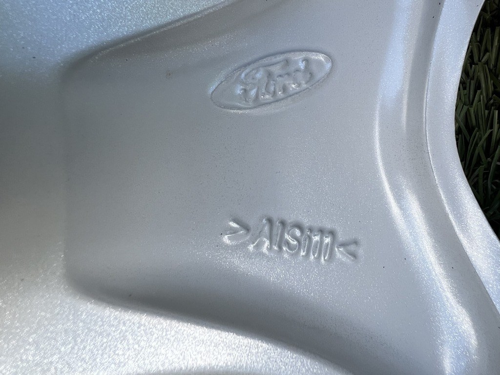 5x108 16" Ford gyári alufelni 7Jx16h2 ET50 8. kép