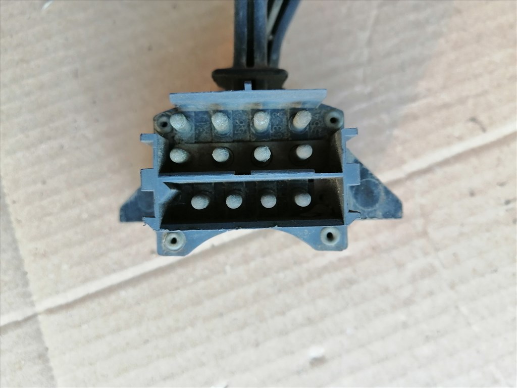 Ford Escort Mk3 Kormánykapcsoló ablaktörlő  81ag11k665ca 4. kép