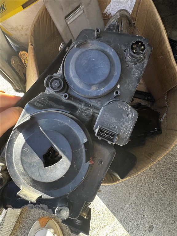 Volkswagen Passat B5 1.6 fényszóró  6. kép