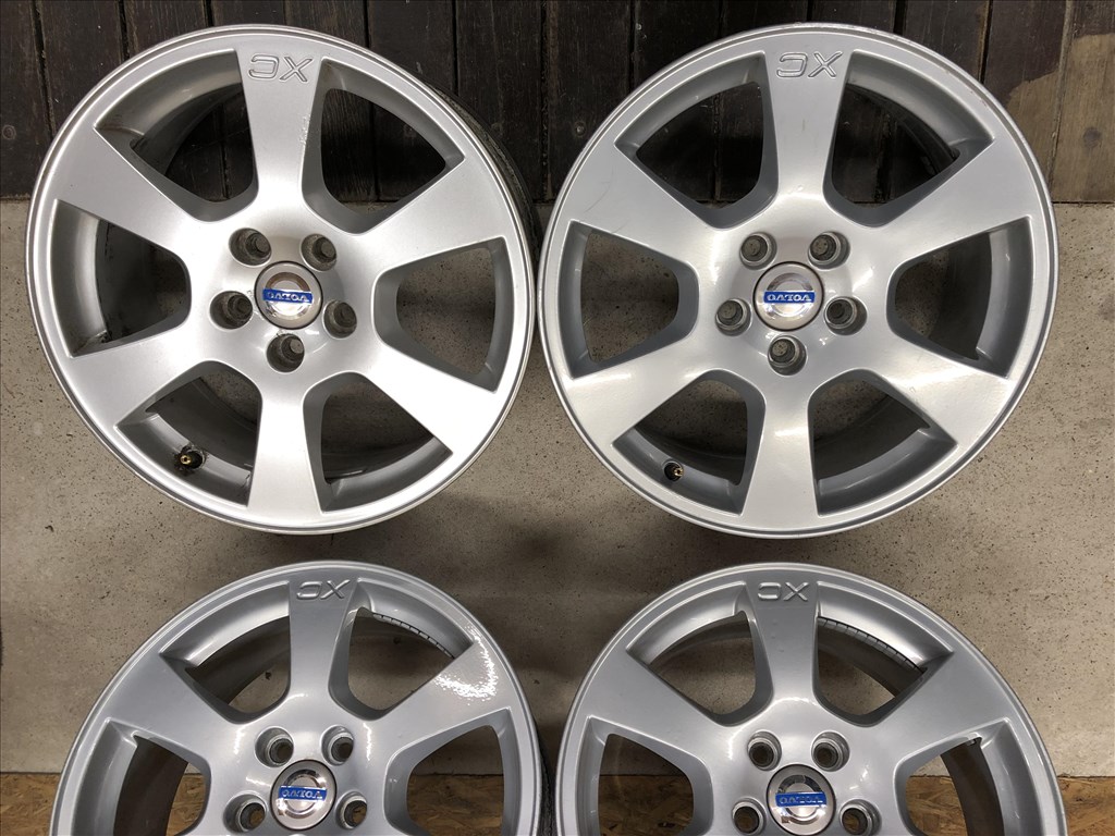  17 colos gyári Volvo XC alufelni 17 col 5x108 3. kép
