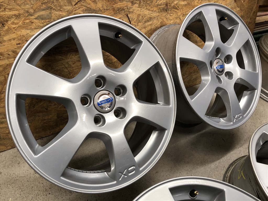  17 colos gyári Volvo XC alufelni 17 col 5x108 4. kép