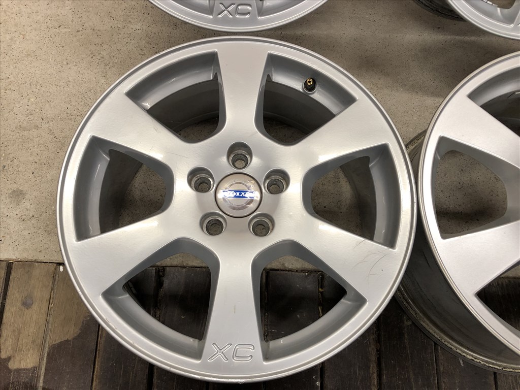  17 colos gyári Volvo XC alufelni 17 col 5x108 8. kép