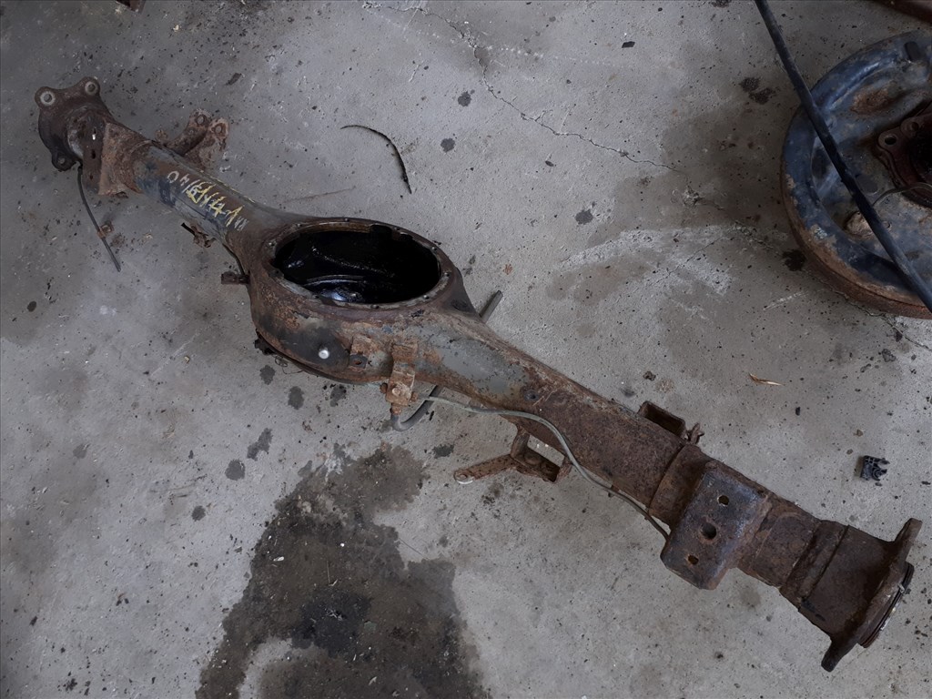 Mazda B2500 Hátsó Híd Tok Dobfékes 1. kép