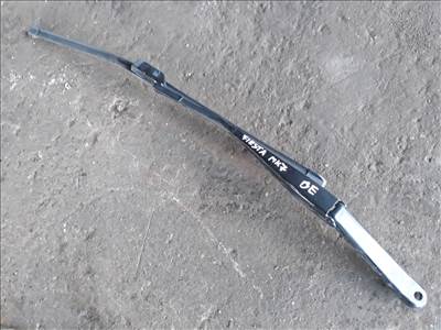 Ford Fiesta VII Bal Első Ablaktörlő Kar 8A6117526 AF