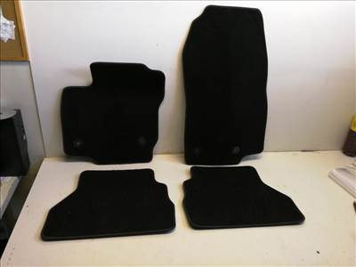 Ford B-max  utastér szőnyeg AV1B130D00DE
