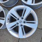 5x115 17 Gyári Opel alufelni 145000ft a 4db/137/