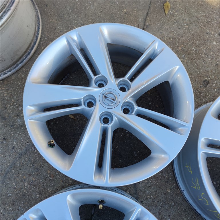 5x115 17 Gyári Opel alufelni 145000ft a 4db/137/ 2. kép