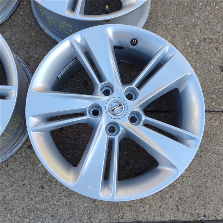 5x115 17 Gyári Opel alufelni 145000ft a 4db/137/ 4. kép