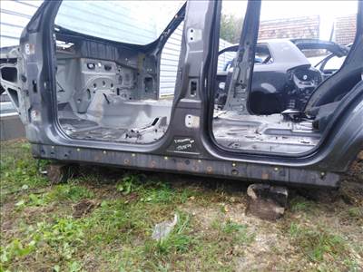 Land Rover Discovery (L319) bal küszöb