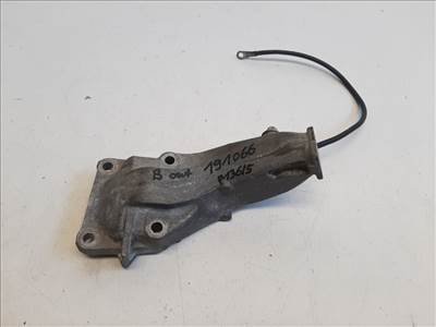 Mercedes-Benz b-osztály w245 (w245) jobb első motortartó bak A2662230704