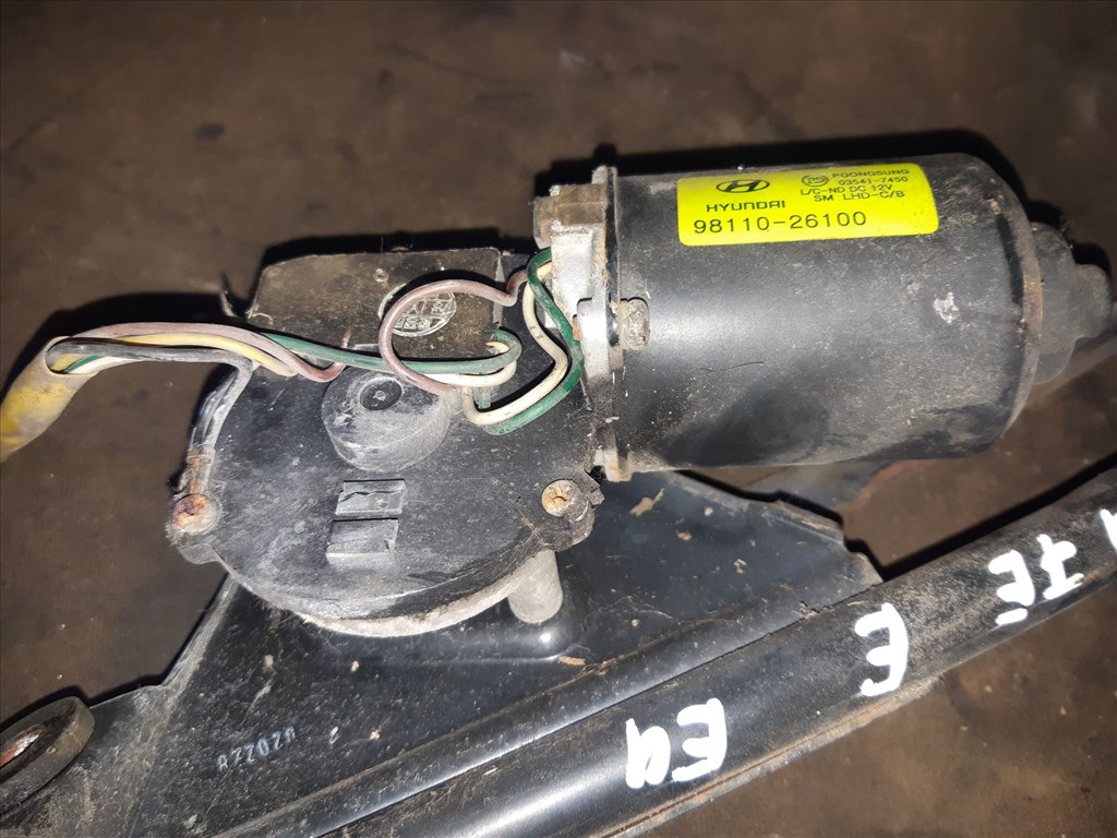 Hyundai Santa Fe Elsõ Ablaktörlõ Motor ቛõ Ablaktörlõ Mechanika 98110-26100 4. kép