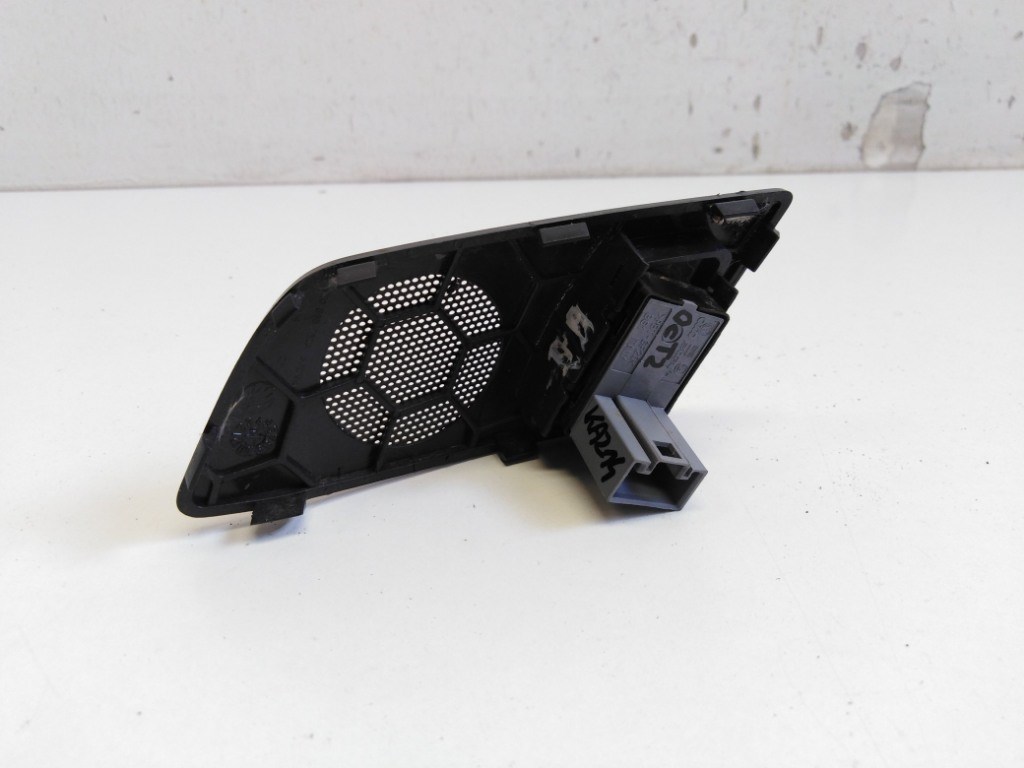 Skoda Octavia Scout jobb hátsó ablakemelõ kapcsoló 1Z0959856 2. kép