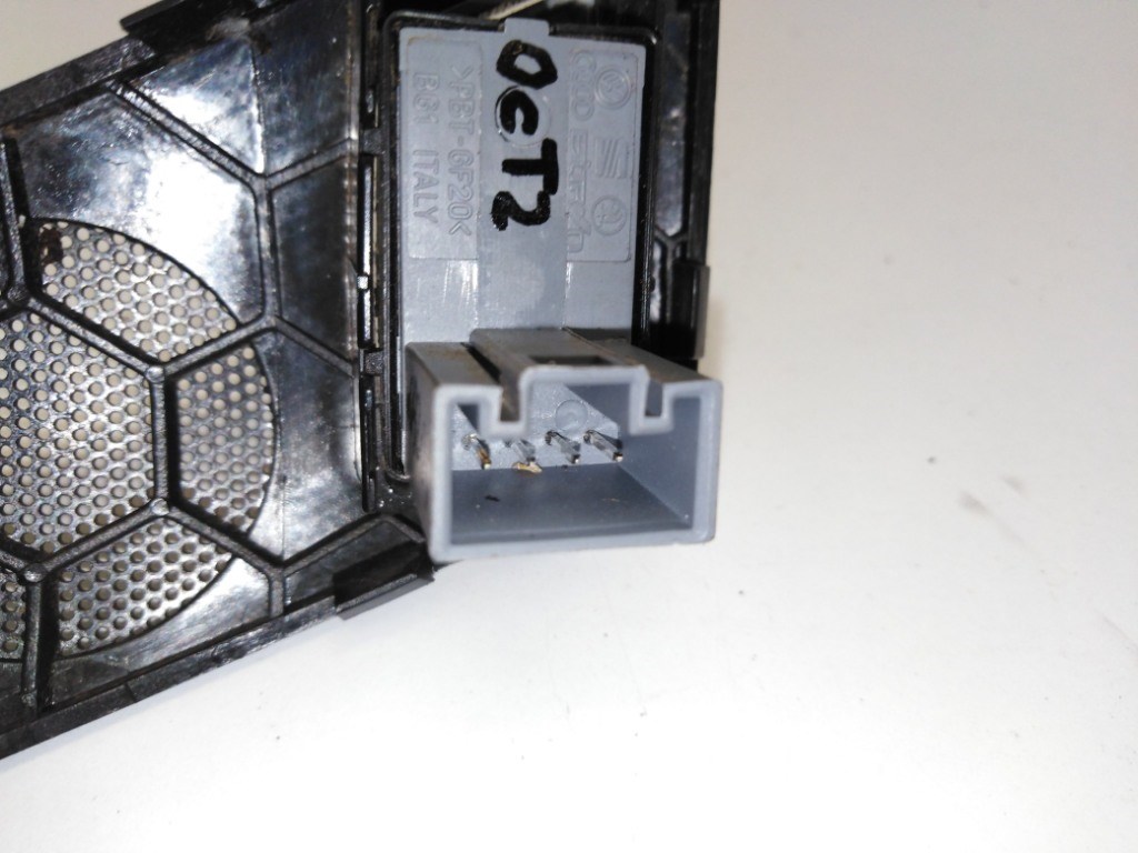 Skoda Octavia Scout jobb hátsó ablakemelõ kapcsoló 1Z0959856 3. kép