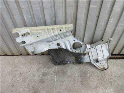 Suzuki Liana jobb első negyed