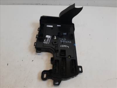 Tesla Model 3  komfort elektronika 107867390H