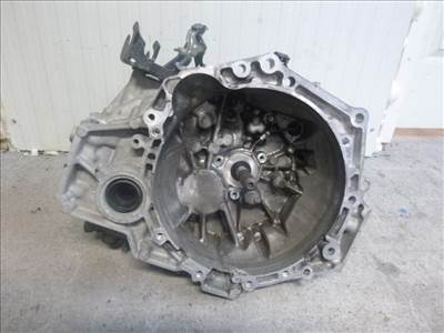 Toyota Verso-S  váltó