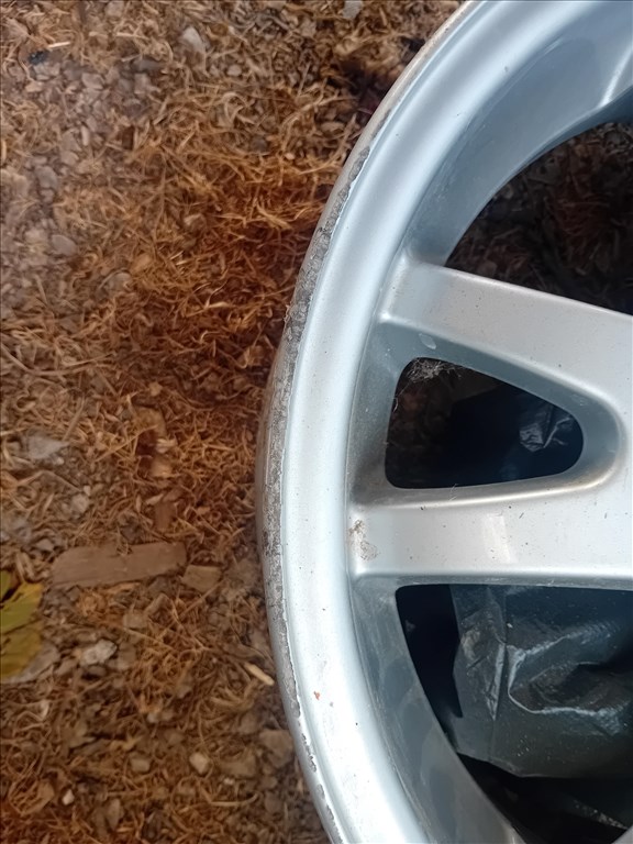  4x100 lyukosztású 5,5JJ 16" használt (gyári felni) alufelni 4. kép