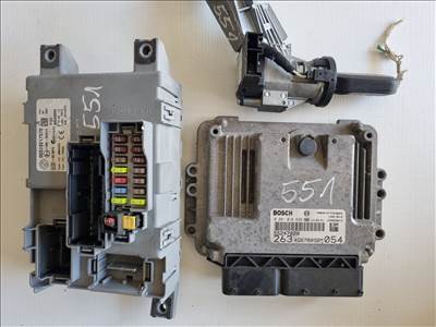 Fiat Doblo II 1.6 Multijet 16V motorvezérlő elektronika  0281018699