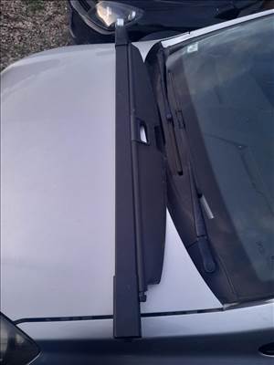 Opel zafira b kalaptartó 