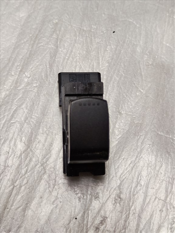 Suzuki SX4 I ablakemelő kapcsoló  1. kép