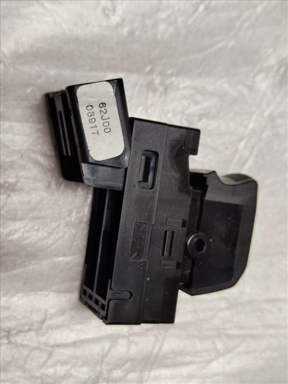 Suzuki SX4 I ablakemelő kapcsoló  4. kép