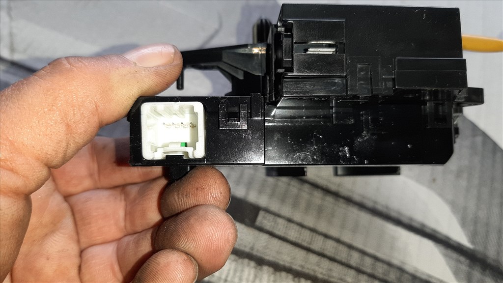 Mazda 3 (BK) MZR 1.6 légzsák átvezető szalag  x62x844545 4. kép