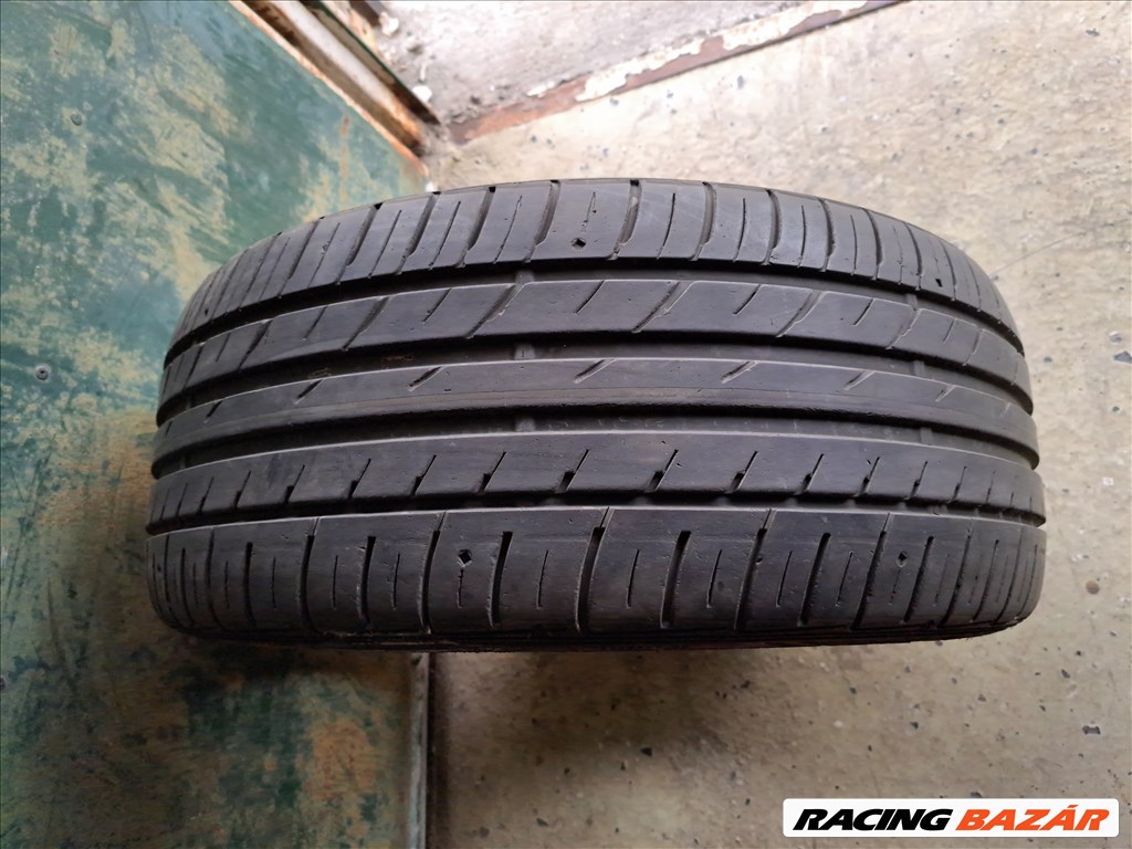 1db 245/40 R18 Falken Ziex ZE 914 nyári gumi eladó!!! ára 10000Ft Állapota: 6-7mm 1. kép