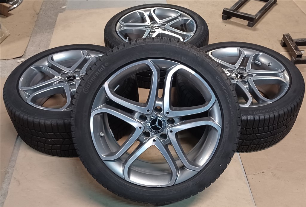 Mercedes W218 CLS 5x112 8,5x18 255/40 R18 téli gumikkal 4db 2. kép