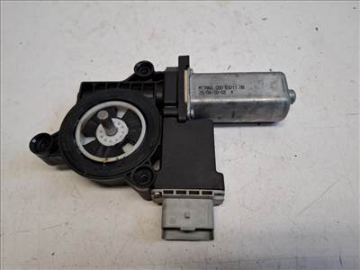 Dacia Sandero (B52) bal első ablakemelő motor M13965C00