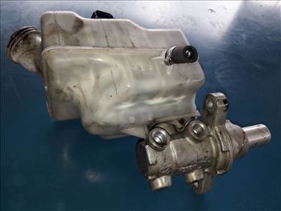Ford Transit 06-13 Főfék Munkahenger  Fékfolyadék Tartály 04521B622