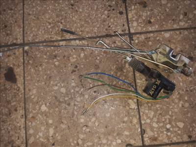 Suzuki Alto Jobb Első Ajtó Zárszerkezet  Központizár Motor